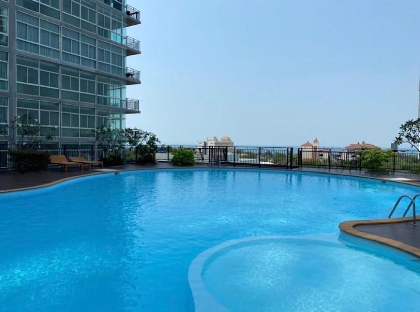 Sea Ville Grand Pattaya Jomtien Beach Buitenkant foto